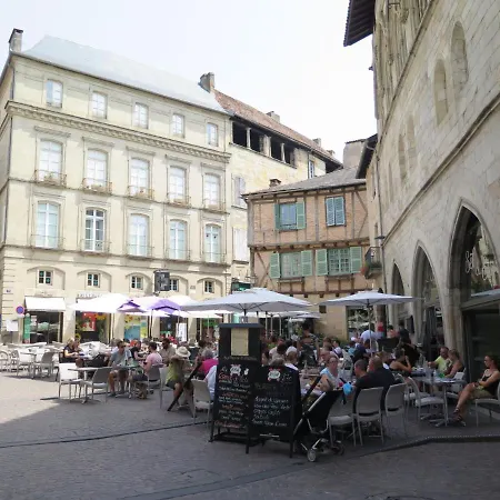 Holiday Le Suquet *